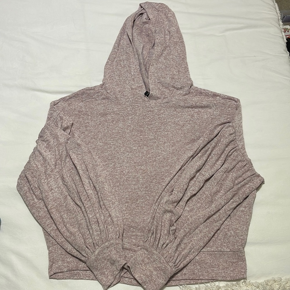 Hooded long sleeve shirt